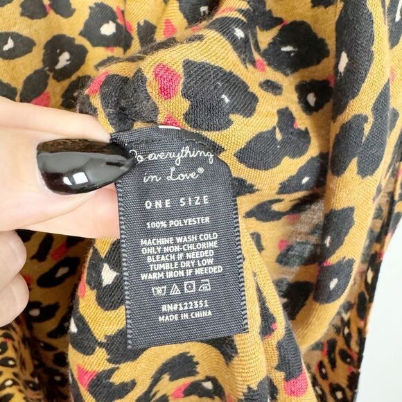 DO EVERYTHING IN LOVE | Leopard Animal Print Kimomo Women’s One Size Fits Most - Picture 5 of 7